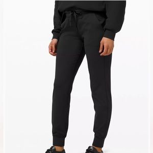 Black Lululemon Align Joggers
